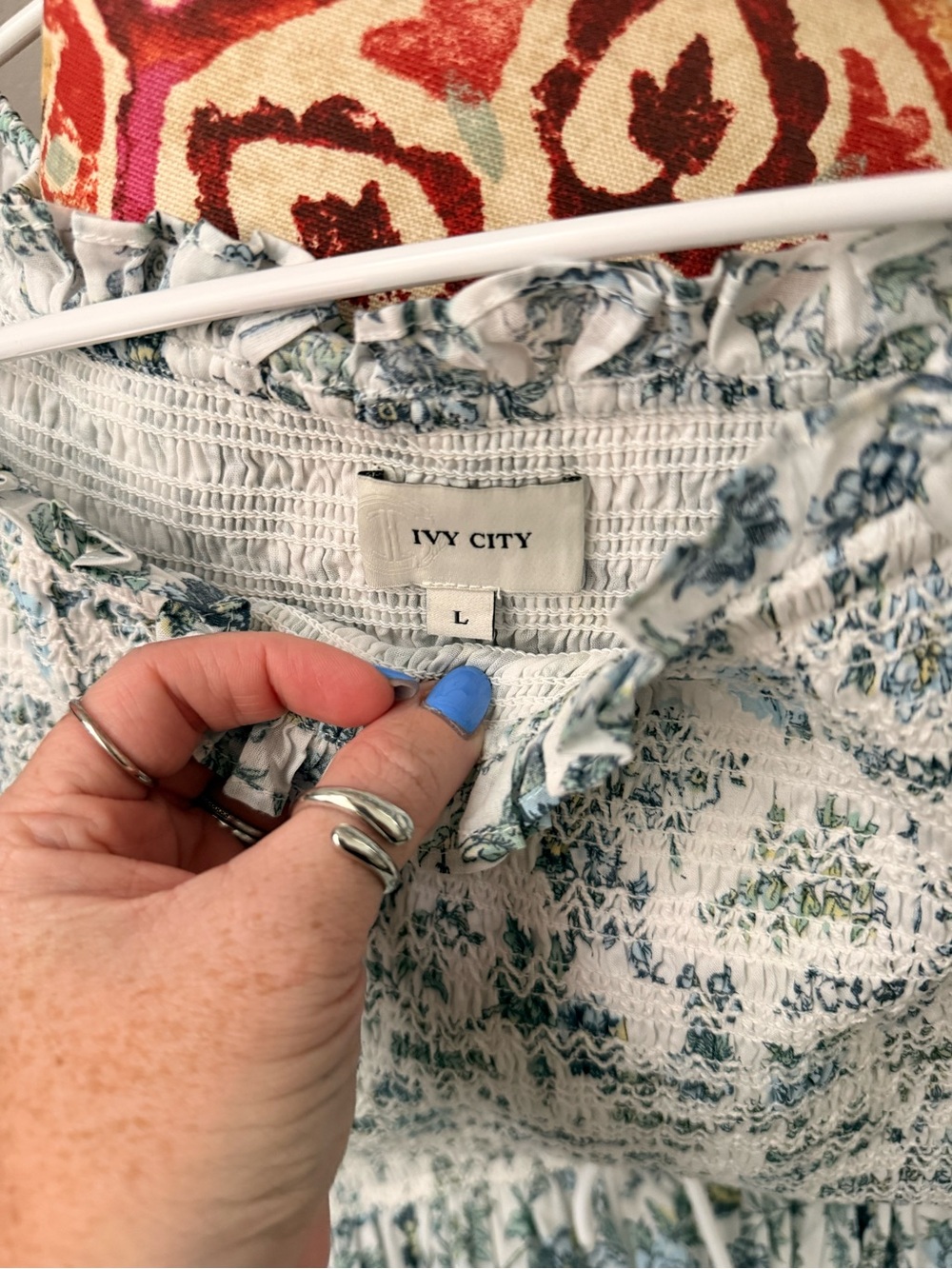 Mommy & Me Ivy City Co White and Blue Floral Midi Dress - Picture 2 of 6